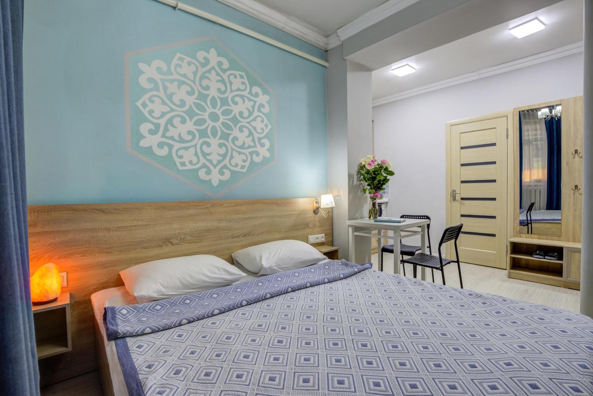 Viva Hotel Bishkek Exterior photo