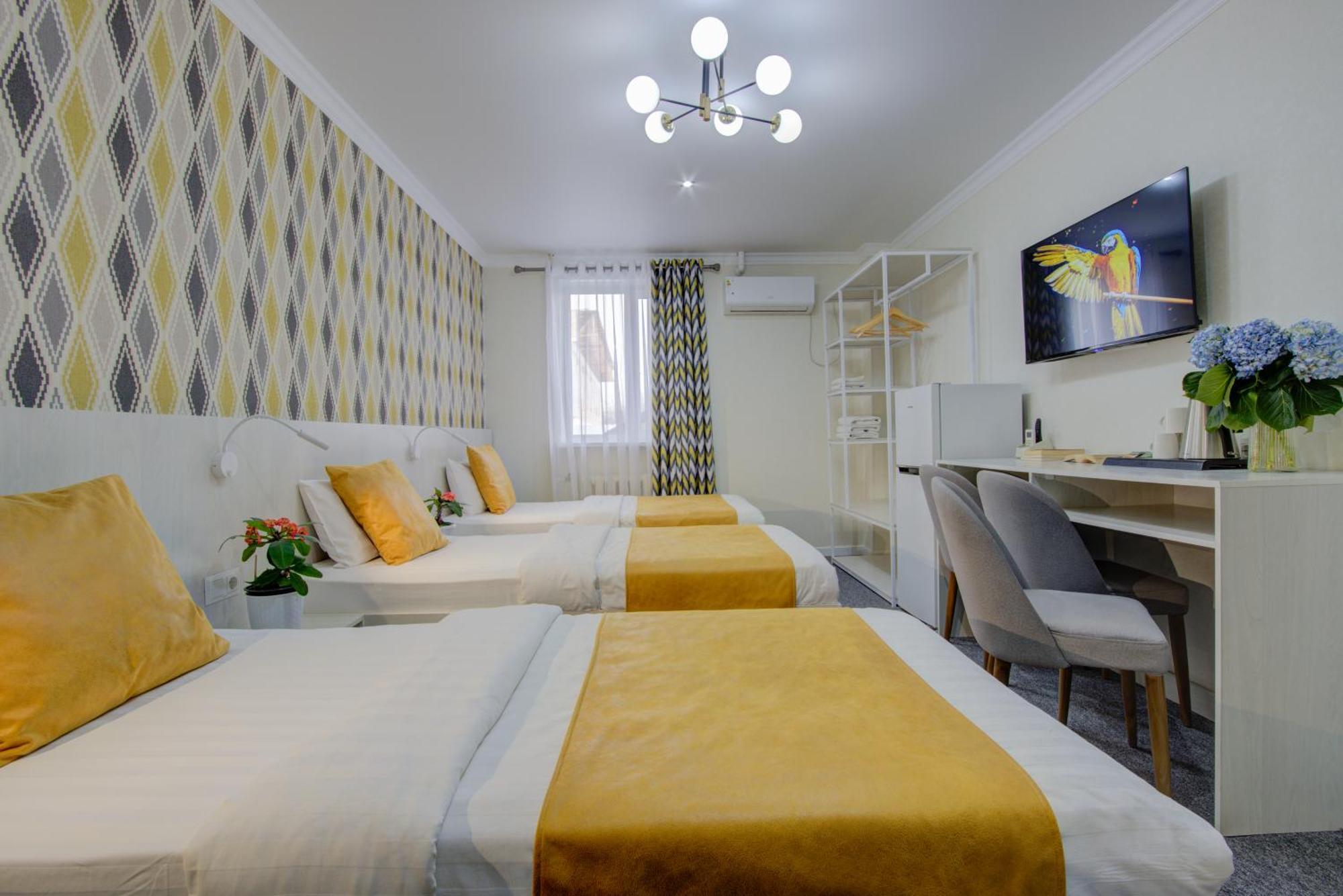 Viva Hotel Bishkek Exterior photo